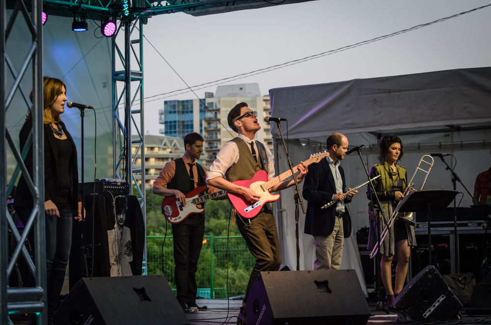 Aaron Adair & SK Soul. Photo by Alexandria Pavelich.